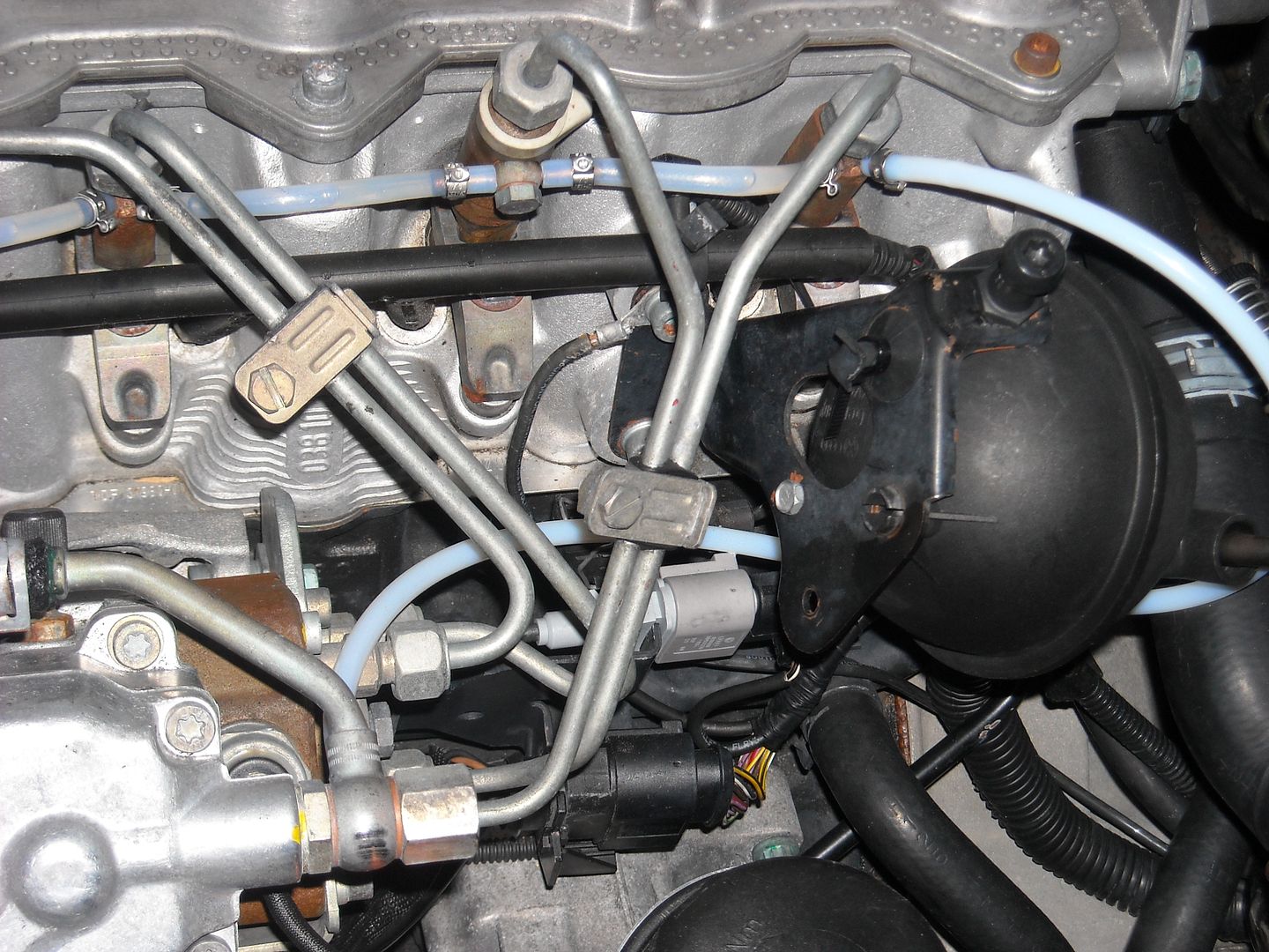 A4 Jetta TDI Clear Teflon Fuel Line/Injector Return Line Upgrade